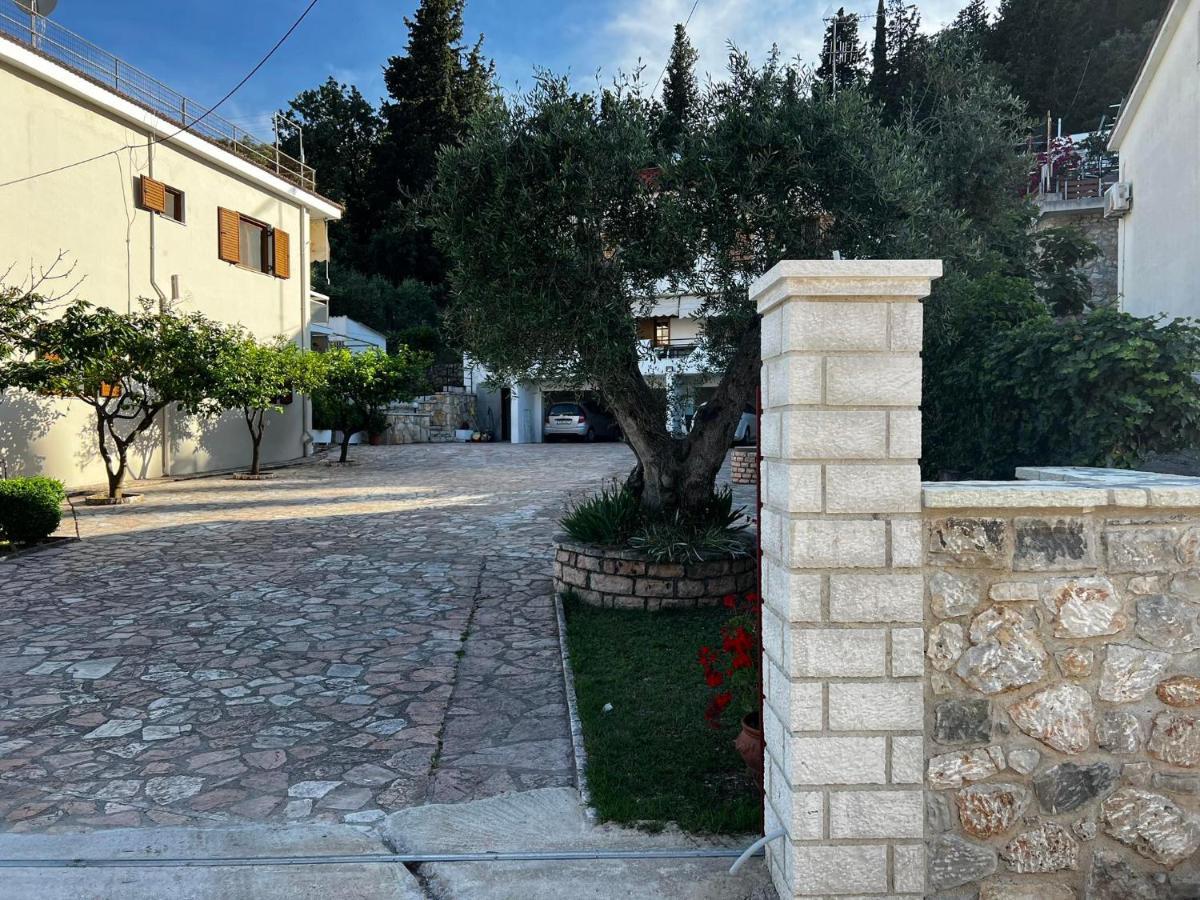Dionysus Sivota Center Apart otel Dış mekan fotoğraf